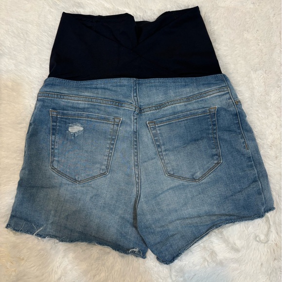 Isabel Maternity Raw Hem Belly Band Midi Shorts Size 2 - Picture 2 of 3